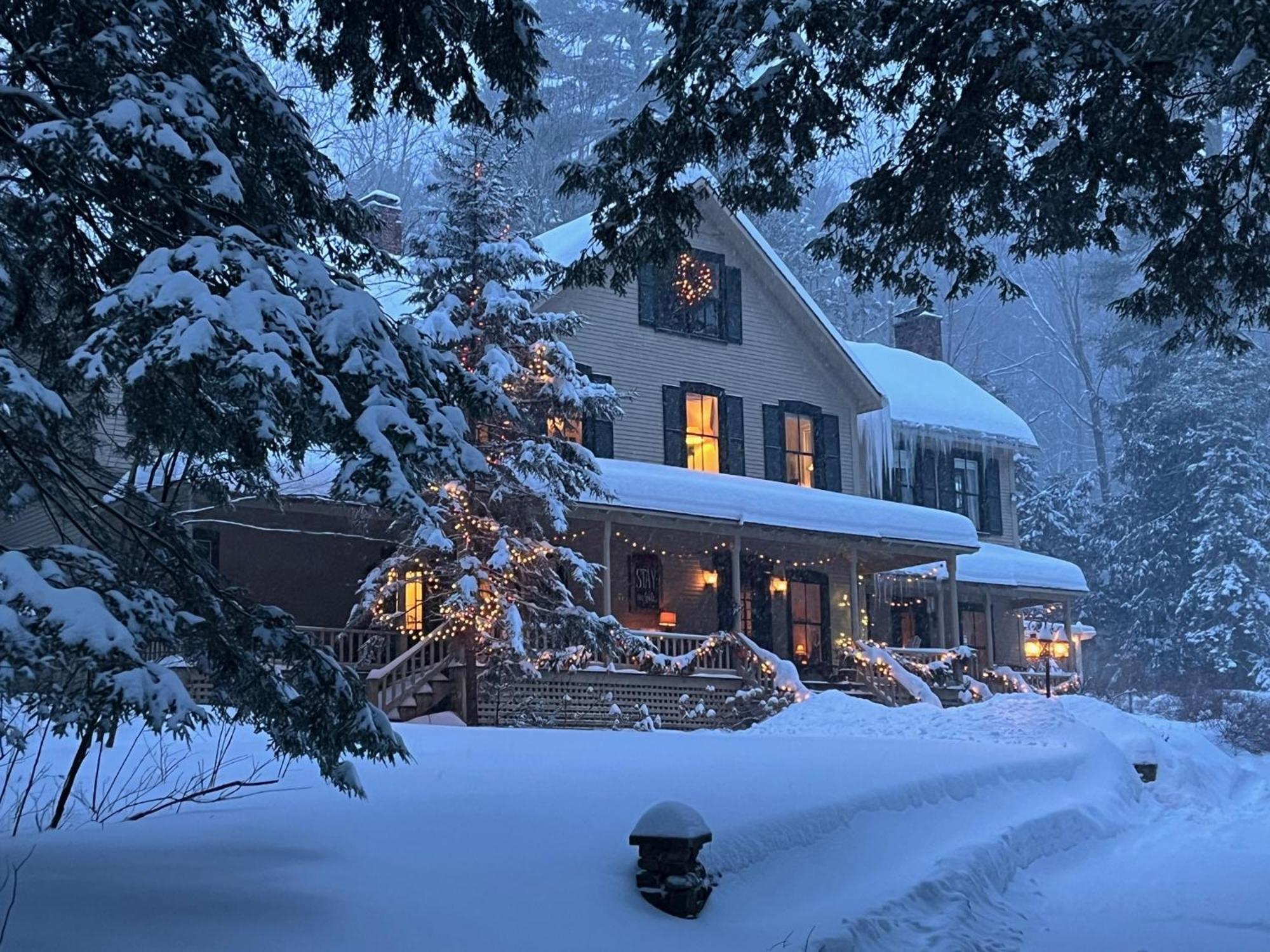 Snow Goose Bed And Breakfast Keene Valley ภายนอก รูปภาพ