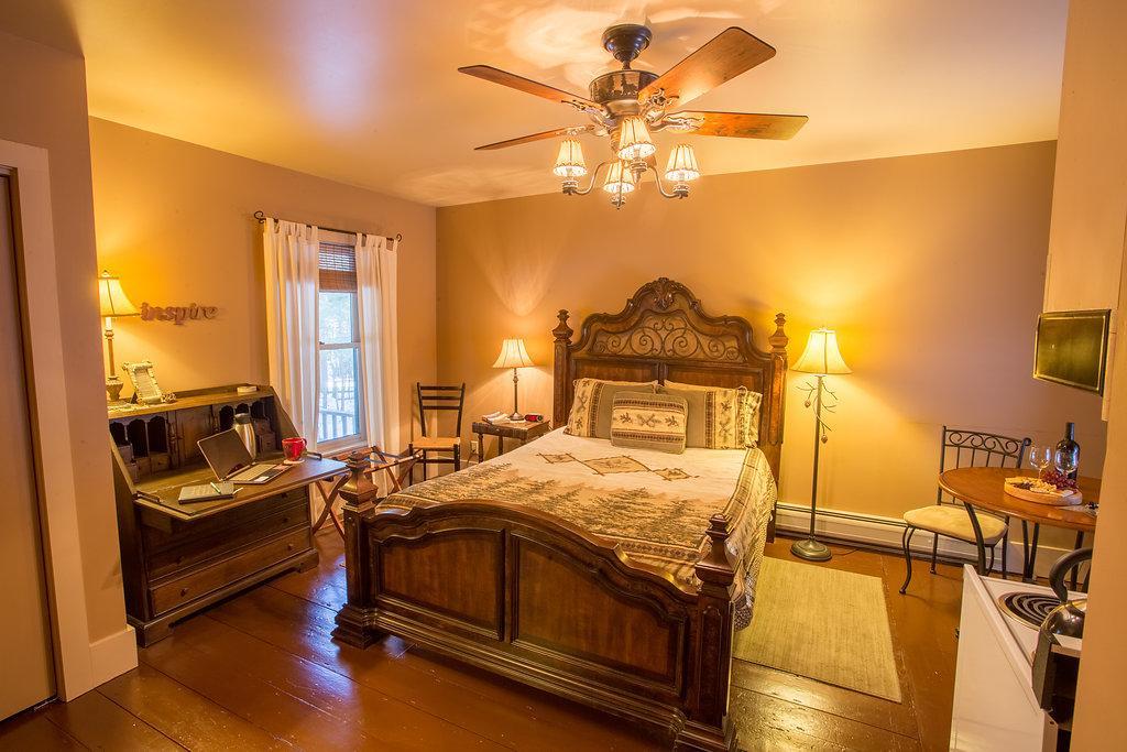 Snow Goose Bed And Breakfast Keene Valley ภายนอก รูปภาพ